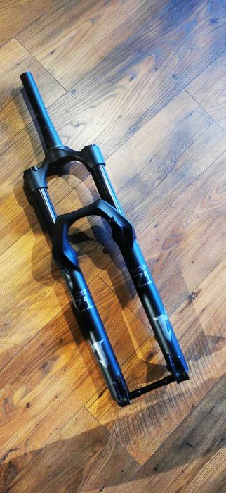 Furca Suspensie Marzocchi Bomber Z1 29/27.5 160mm