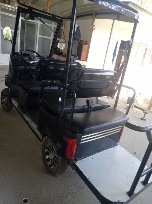Golf group car sotiladi