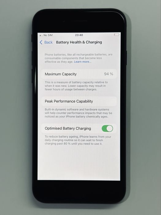 iPhone SE2020 Black 94% battery