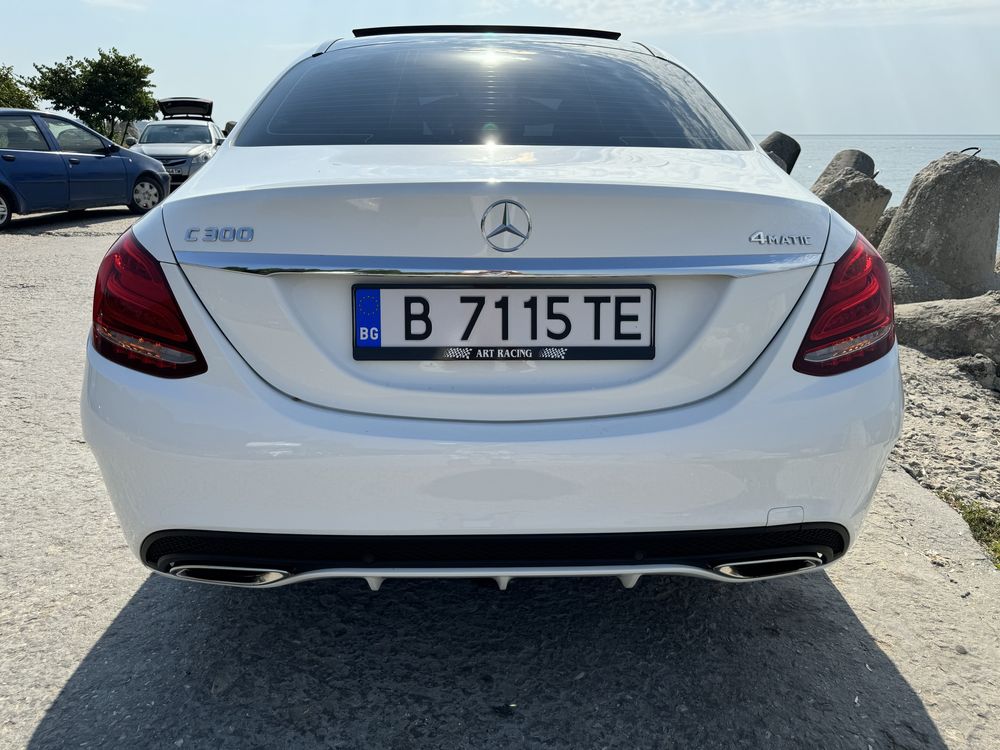 Mercedes-Benz C300 AMG 4Matic 9G tronic