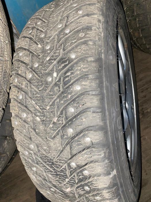 Шина с титановый диской