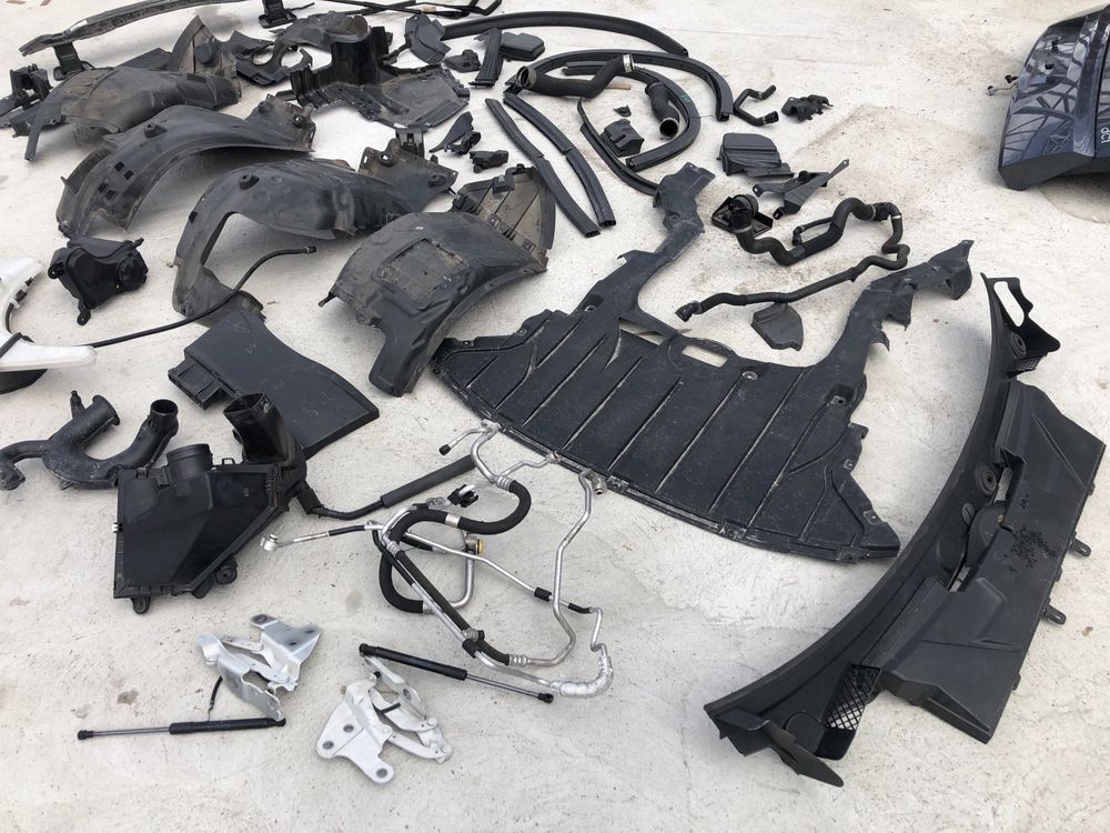 Scut,carenaj,furtun,carcasa,conducta ac,ornament BMW X1 e84