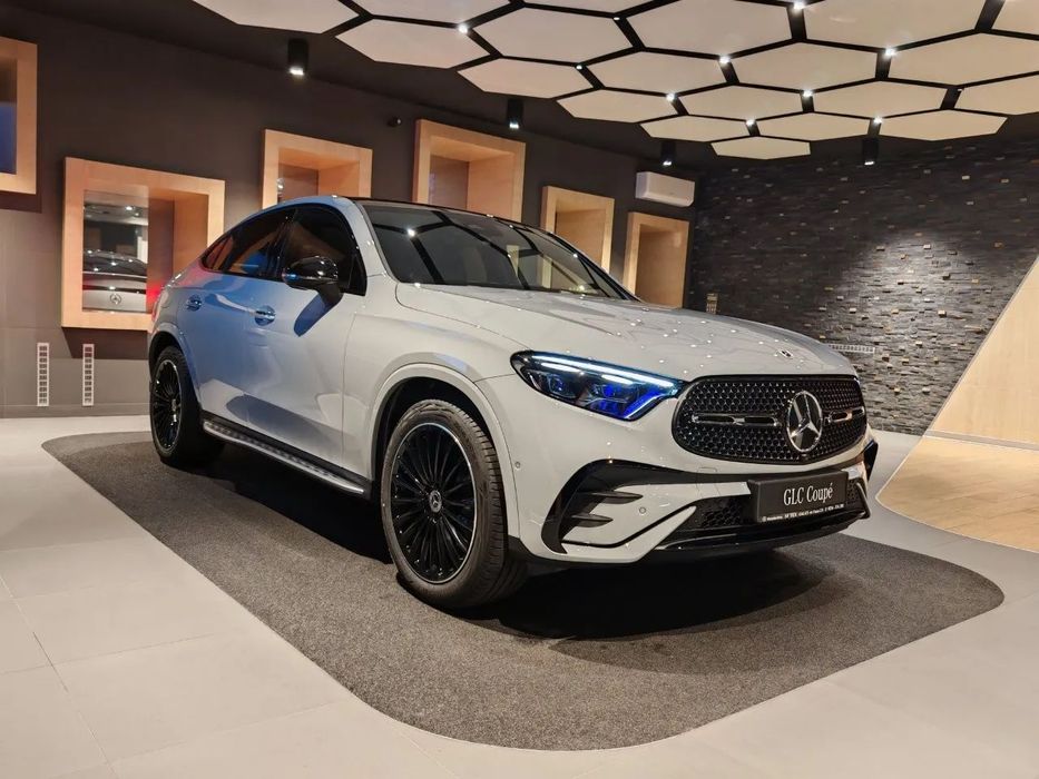Mercedes-Benz GLC Coupe GLC 300d Coupe / AMG Premium