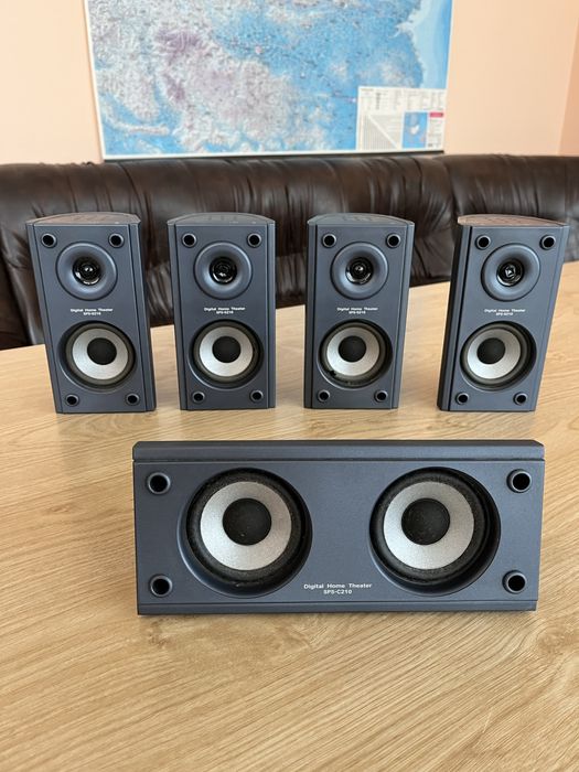 Суббуфер с пет сателита Samsung