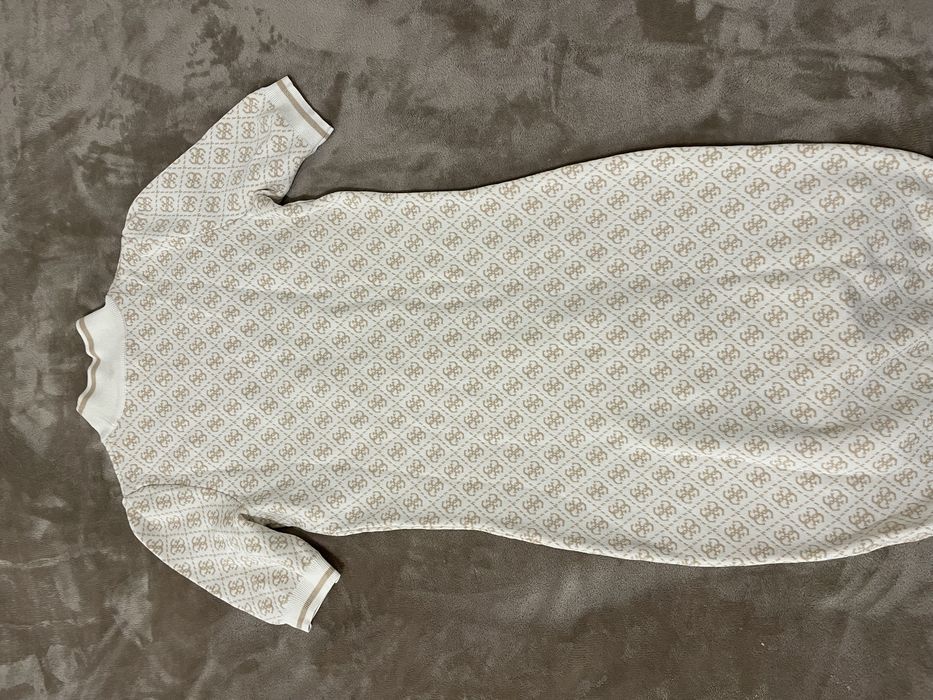 GUESS Плетена рокля Рокля SS LISE 4G LOGO SWTR