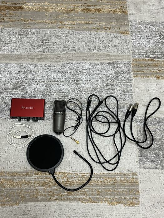 Набор для звукозаписи (Focusrite, Takstar) Для записи песен