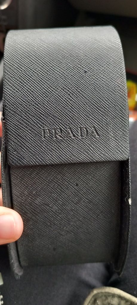 Vand ochelari de soare PRADA