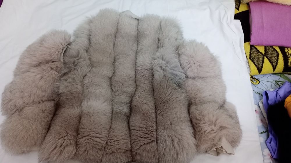 Яке за момиче размер М