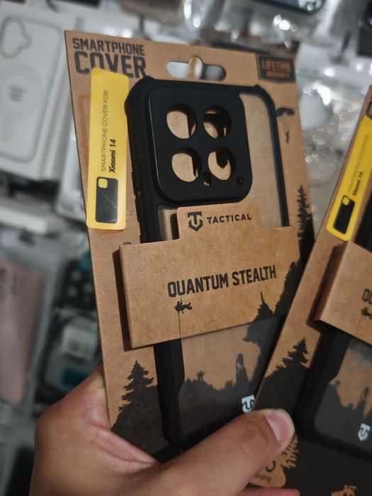 Намалени!Tactical Quantum Stealth гръб за Xiaomi 14