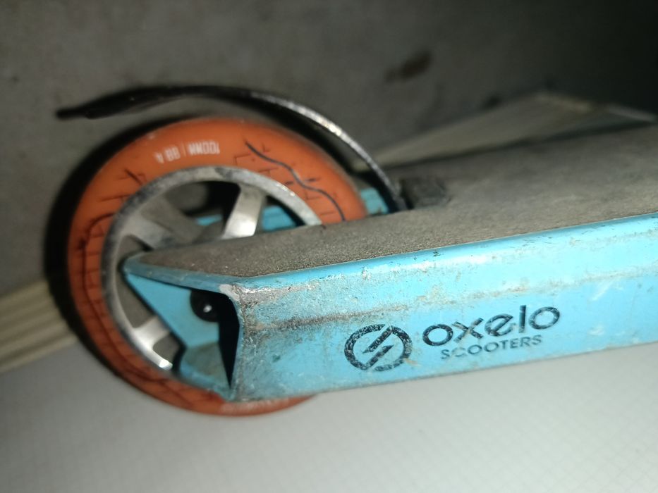 Тротинетка за скоци OXELO .