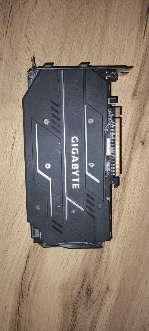 Видеокарта RX 5600xt