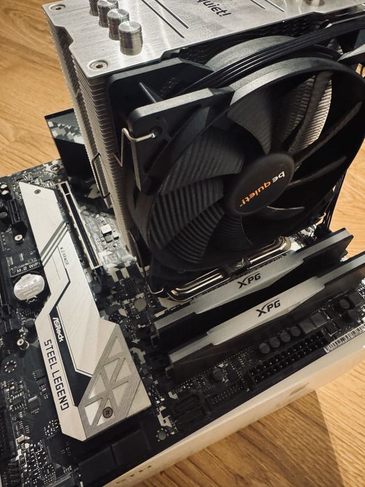 Дънна платка, процесор, RAM и охладител