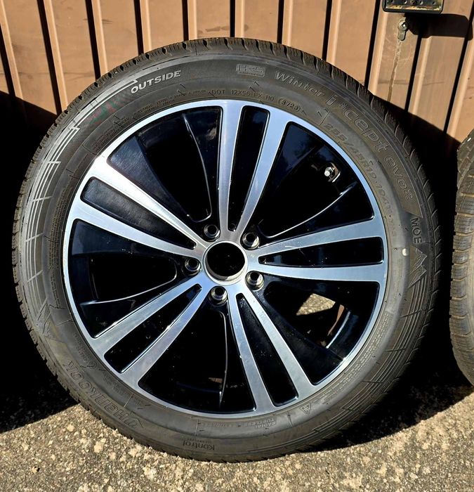 Оригинални Джанти за Mercedes със зимни гуми