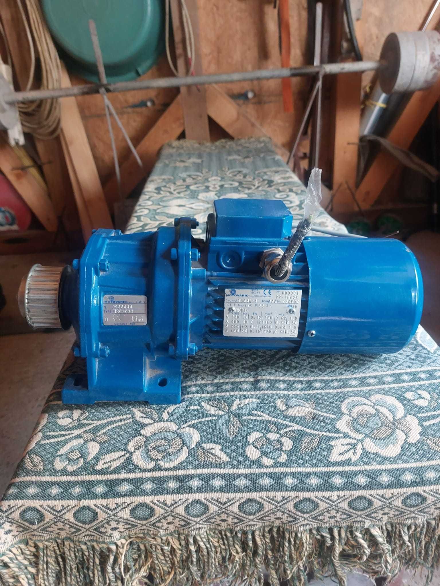 Vând motor electric nou. 350 RON.