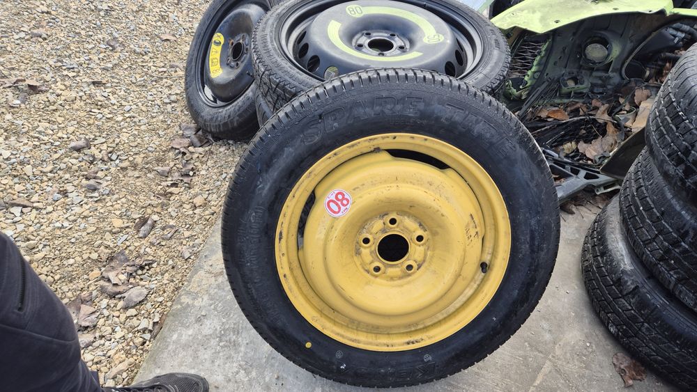 Оригинална Резервна Гума/ Патерица за Хонда CR-V,Тойота РАВ4