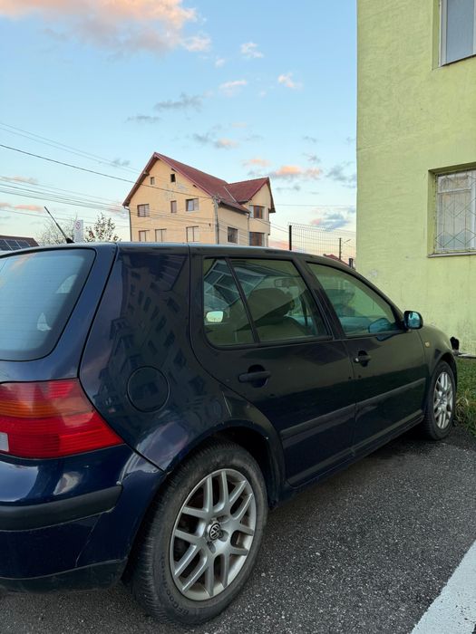 Golf 4 1.6 Benzina