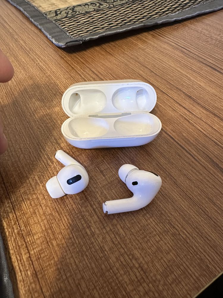 Airpods Pro gen 1