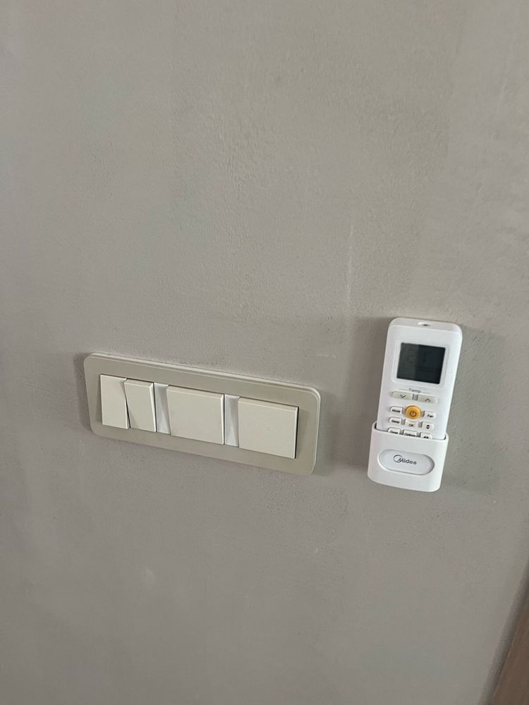 Продаю Кондиционер Midea MSAA-24HRN