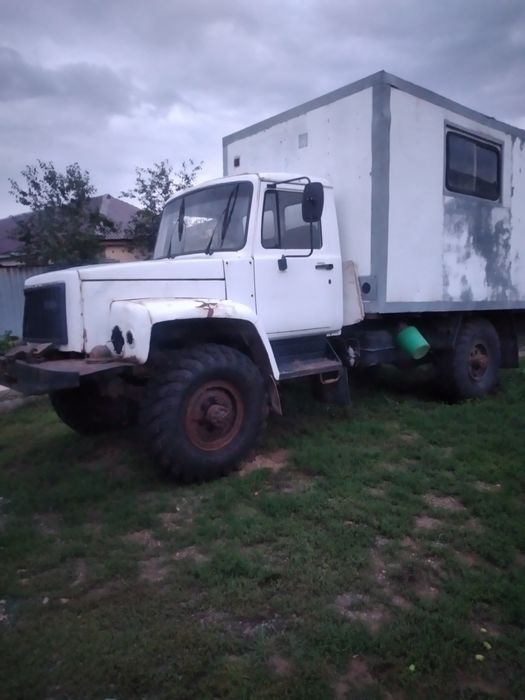 Продам ГАЗ-3308 САДКО