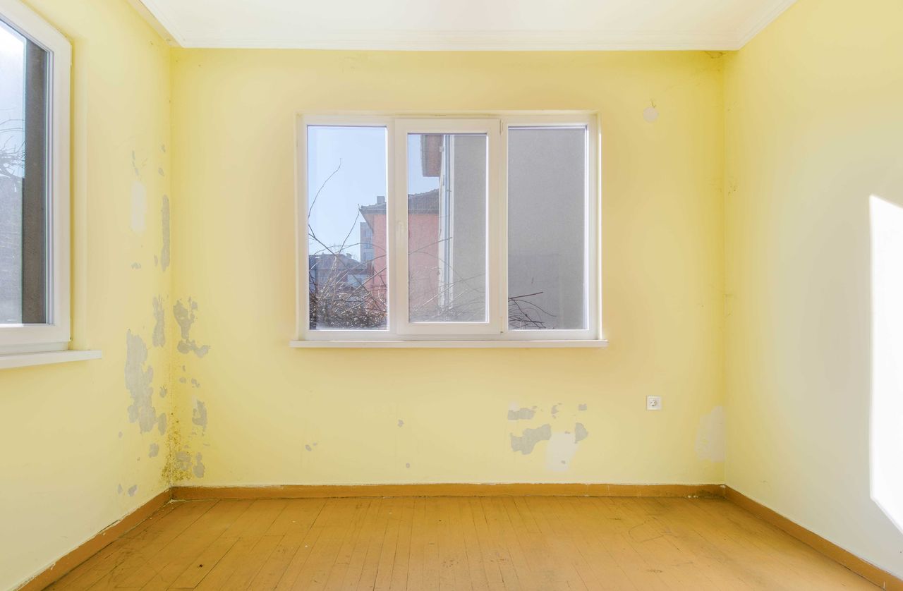 Продава се Къща в Пловдив, Христо Смирненски - 185 кв.м за 1136 €/кв.м - Снимка #3