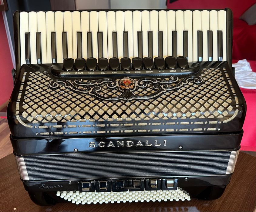 Acordeon Scandalli Extreme 6 (VI)