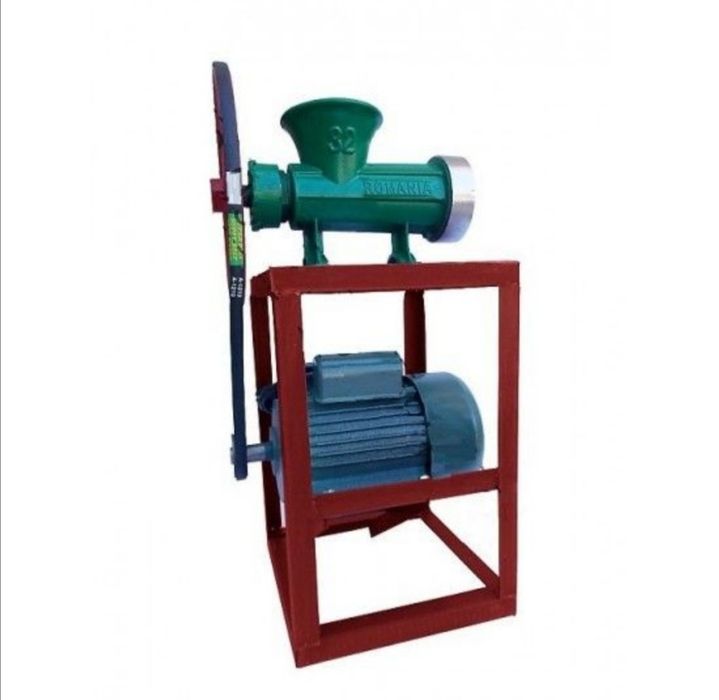 Месомелачка Чугун No32 ROMANIA с Руски двигател Монофазен 1,5kW