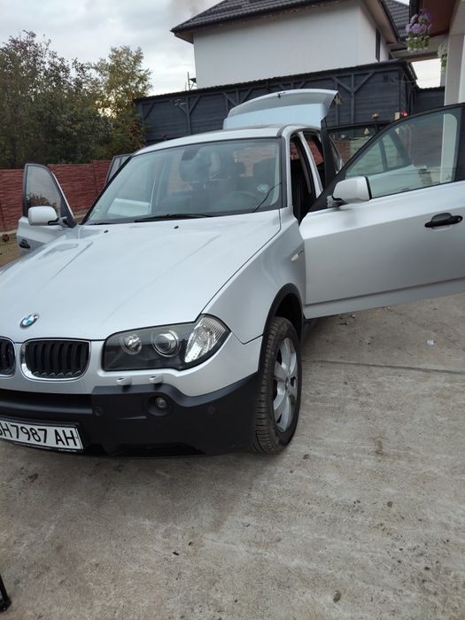 Vând BMW X3 2.0D