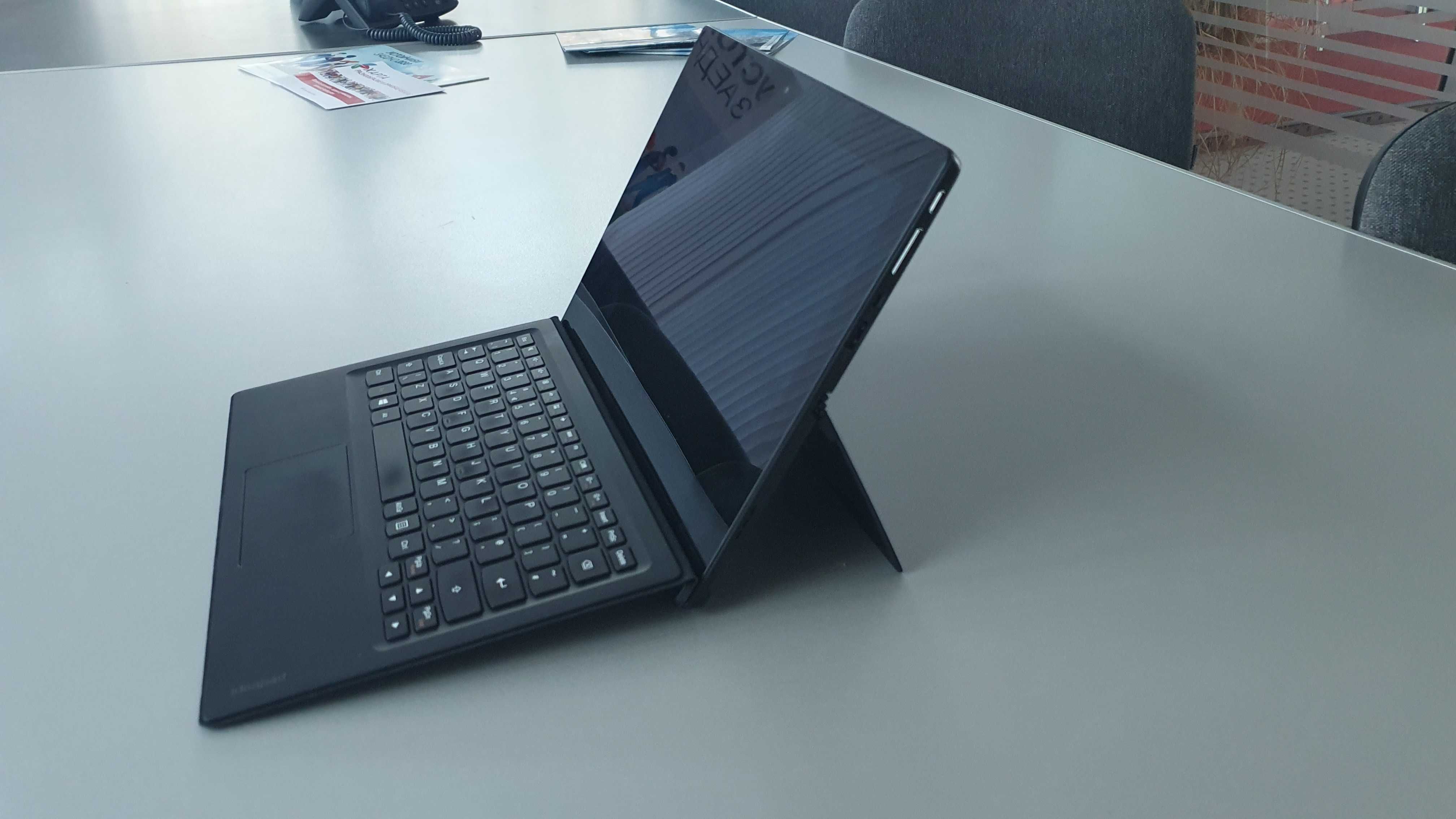 лаптоп \ таблет Lenovo Ideapad MIIX 700