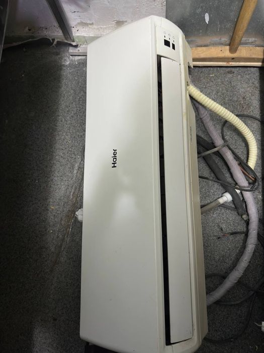 Konditsioner va televizor  3mln. Xolati zur. Yaqinda olingan