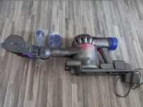 Aspirator dyson v6