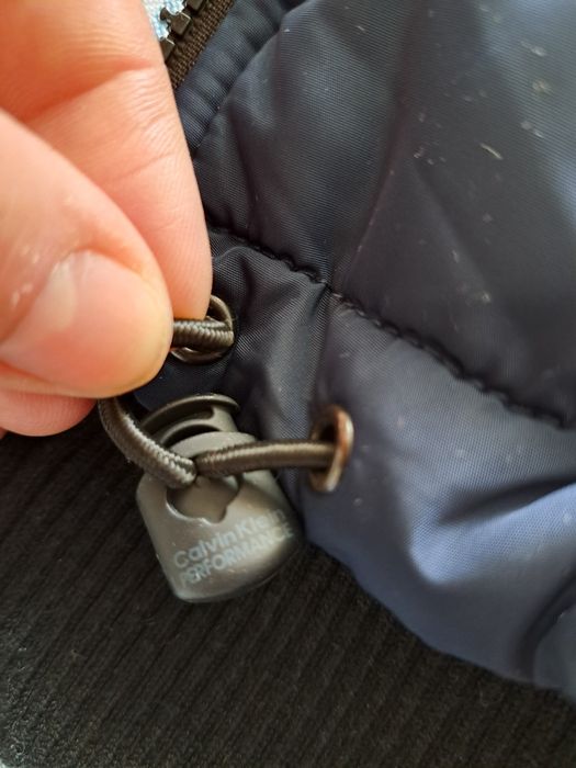 Vesta Calvin Klein S