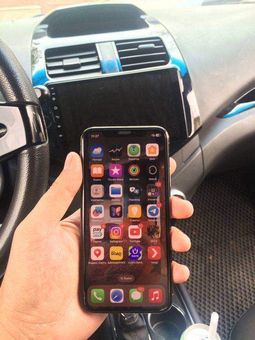 iphone XS sotiladi