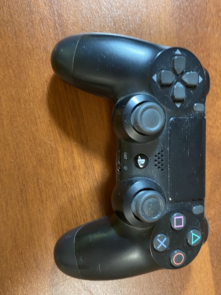 Playstation 4 slim