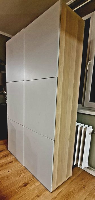 Vând dulap Ikea culoare stejar/gri, 120x42x193