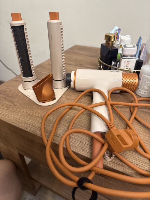 Продам фен стайлер  BORK оригинал