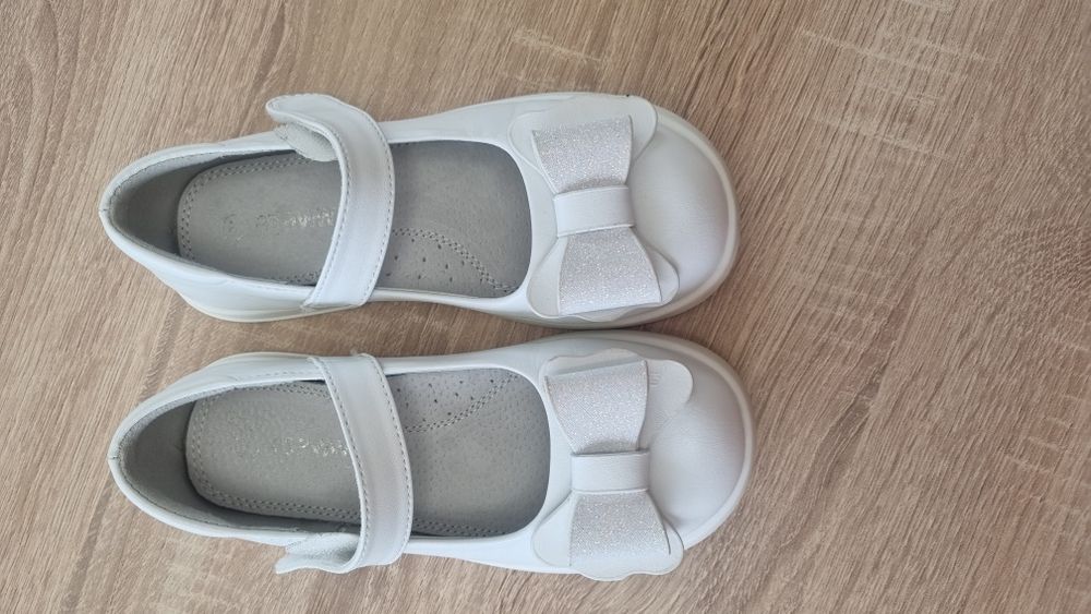 Pantofi eleganți fete 31