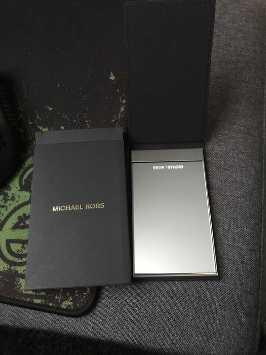 Джобно огледало Michael Kors
