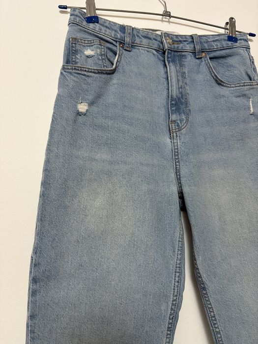 Blugi Bershka-Noi fără etichetă