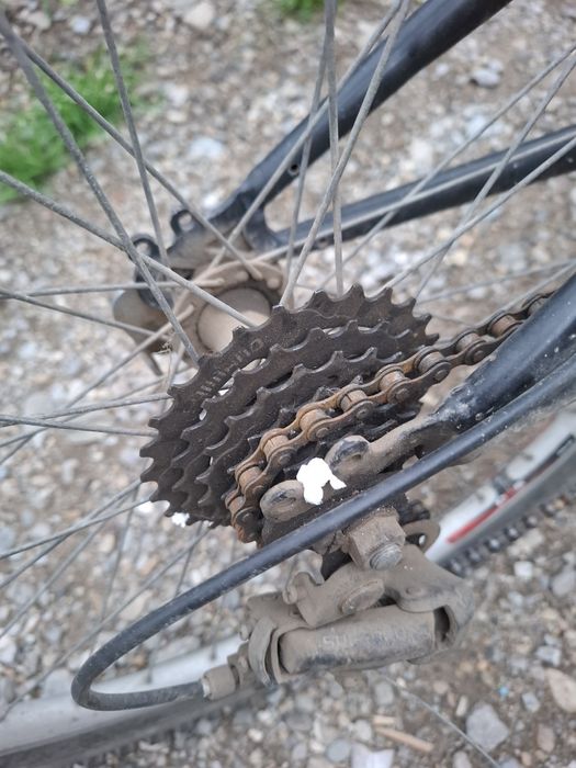 Bicicleta pentru copii stare folosita Plus bicicleta pentru adulți.