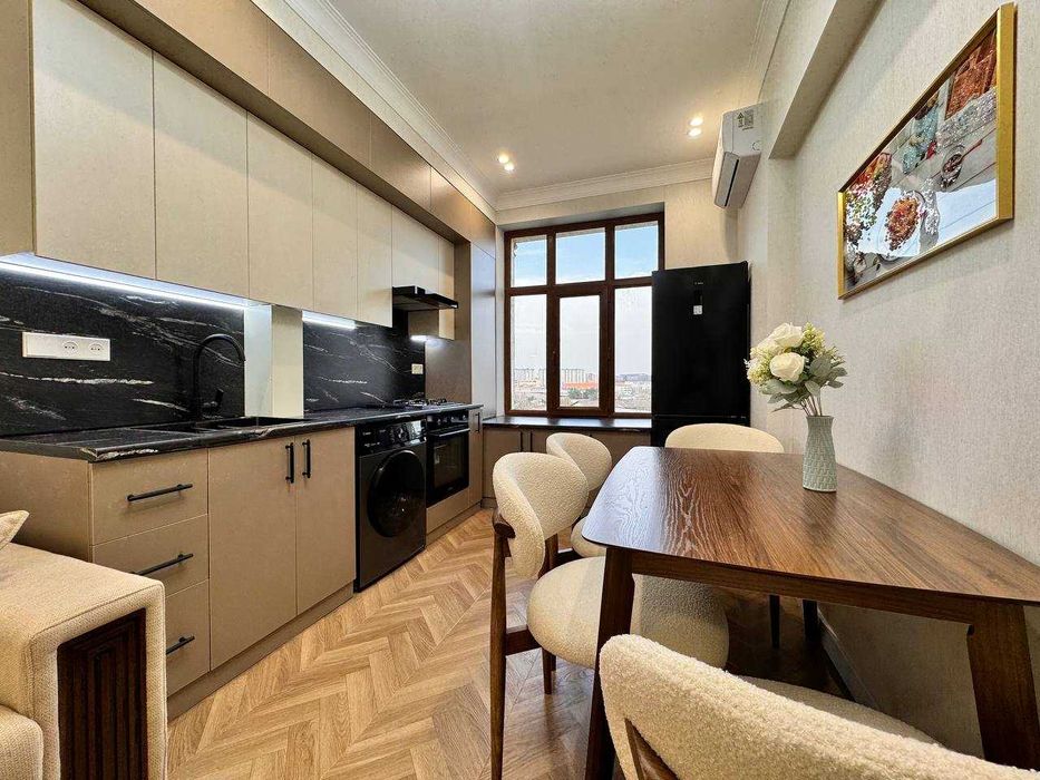 Сдается квартира с готовым ремонтом Саламатина 2-КОМ Имеется Парковка