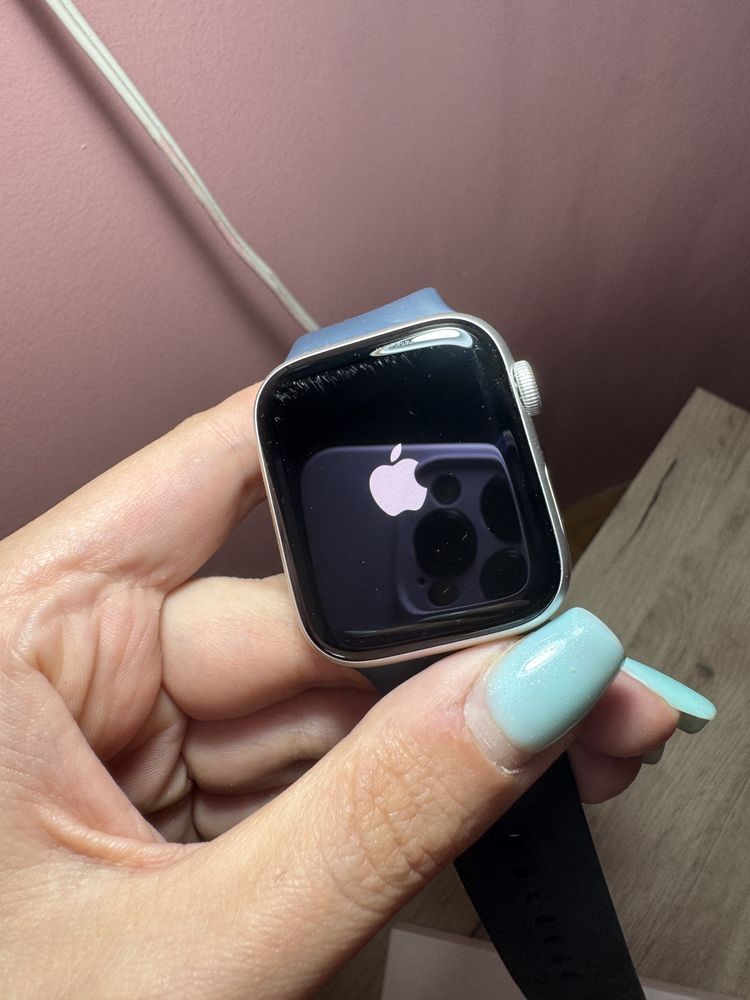 Apple Watch SE (2023), GPS, 44mm Storm Blue Storm Band