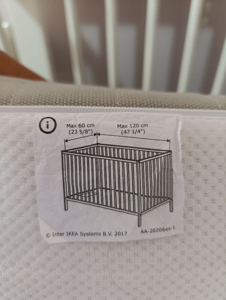 Матрак IKEA за бебешка кошара + кошара IKEA