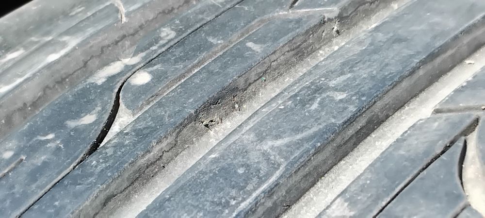 Гуми 205 60 16 Nankang 2 броя. Нов внос. Не са нови! Цената е за брой.