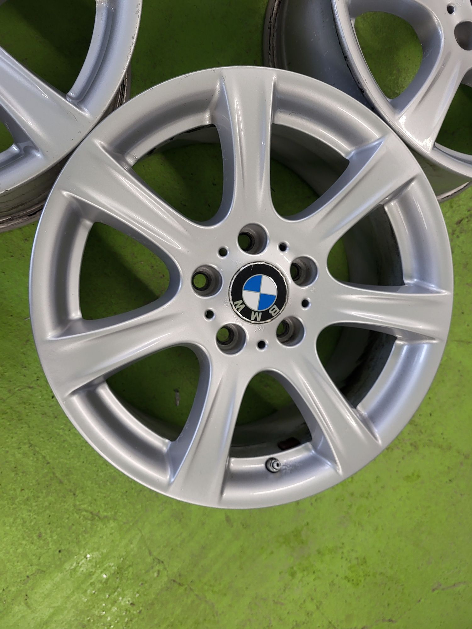 17 5x120 Bmw F30 E90 лети джанти 5х120 бмв