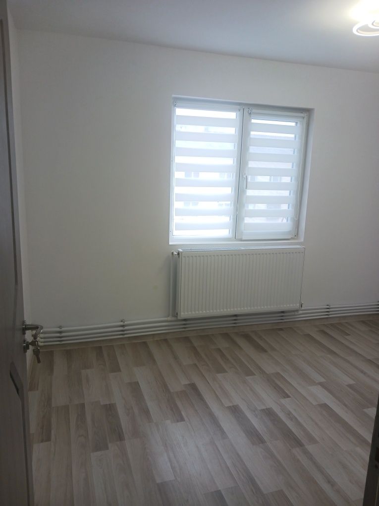 Apartament cu doua camere renovat M6