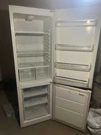 Холодильник холати ишлаши зур рассиядан олип келганман текширип курип