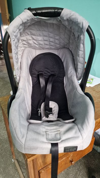Scoica auto bebe