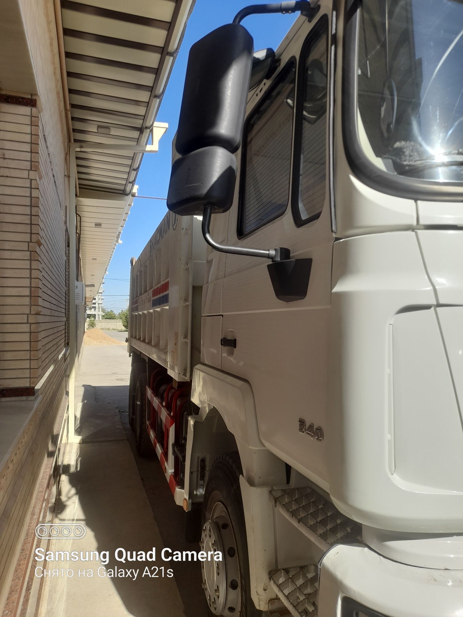 Shacman F 3000 .