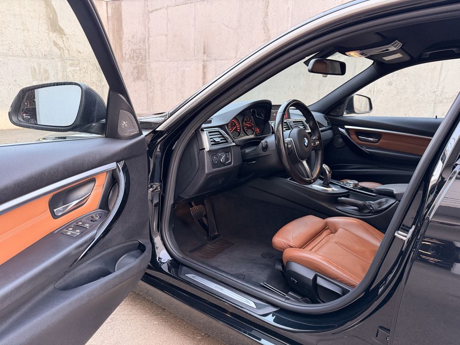 BMW 320d 190cp Sport-line/Harman Kardon/Led/Navi mare