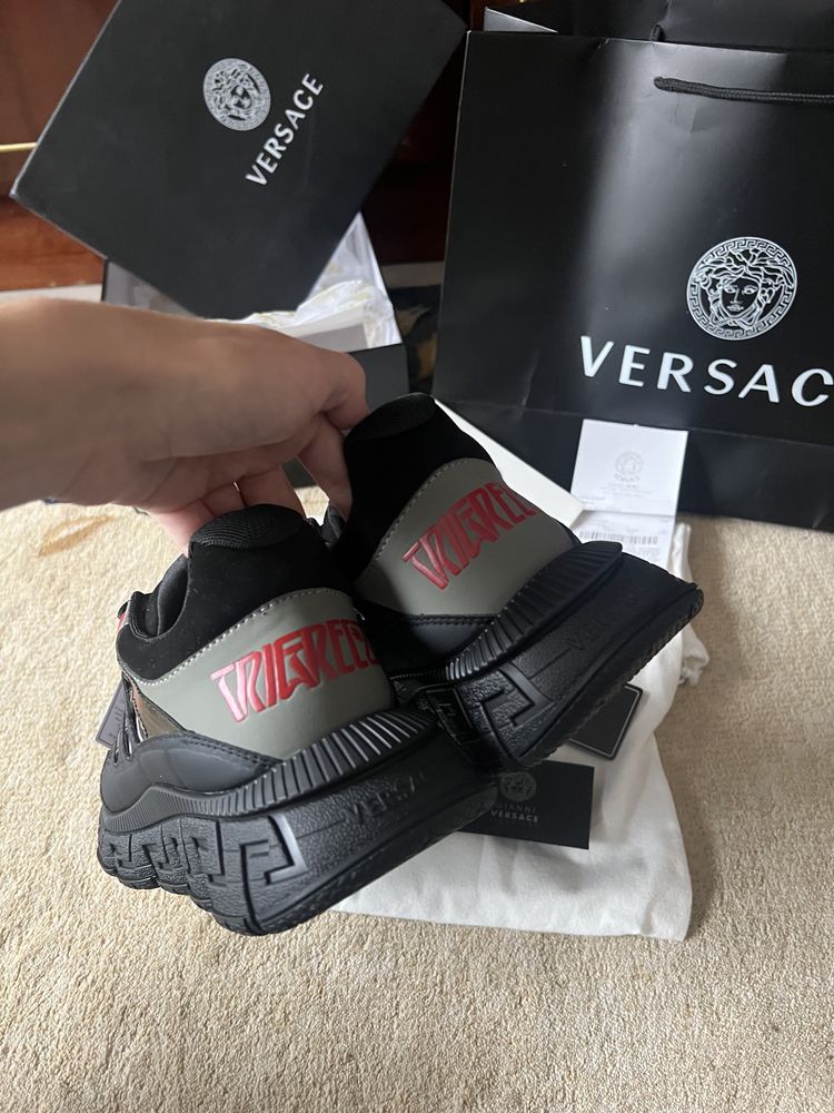 Versace trigreca (originali)